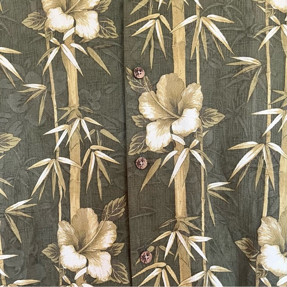 Tommy Bahama Mens 100% Silk Tropical Floral Short Sleeve Button Shirt Green Sz L - Picture 3 of 6